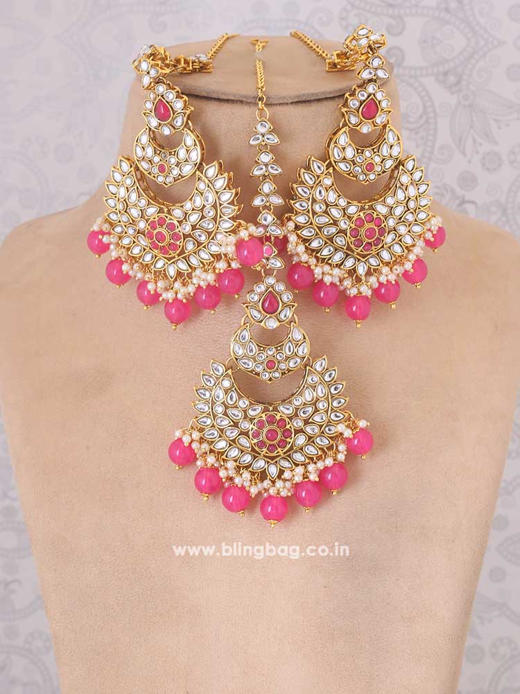 PINK offers bling set