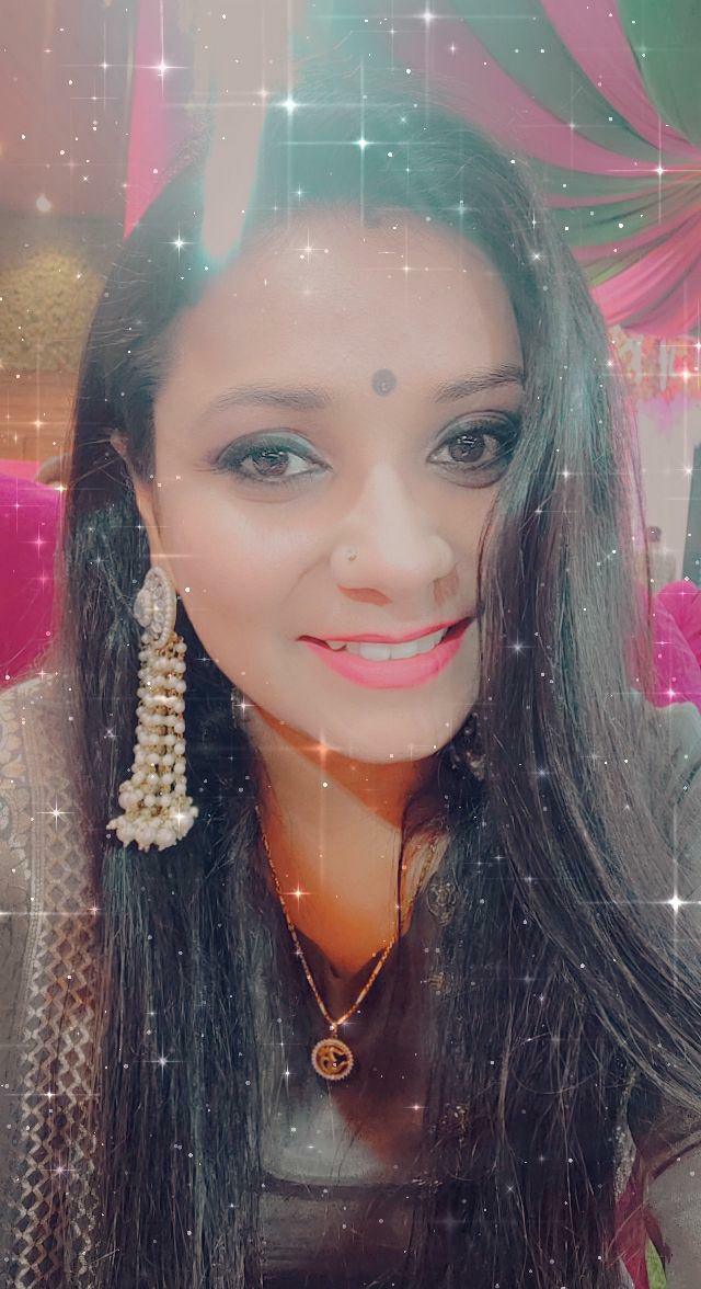 Ivory Heer Designer Earrings - Bling Bag