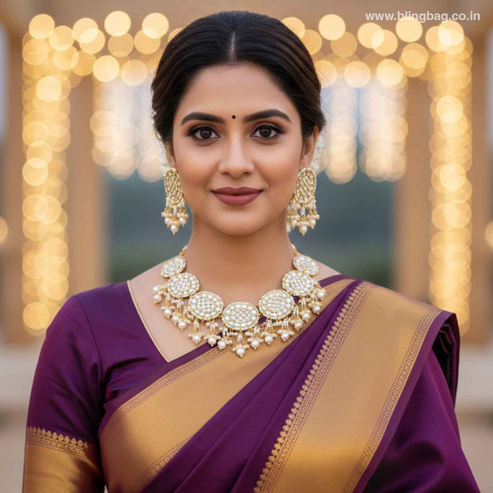 Ivory Aarohia Kundan Jewellery Set