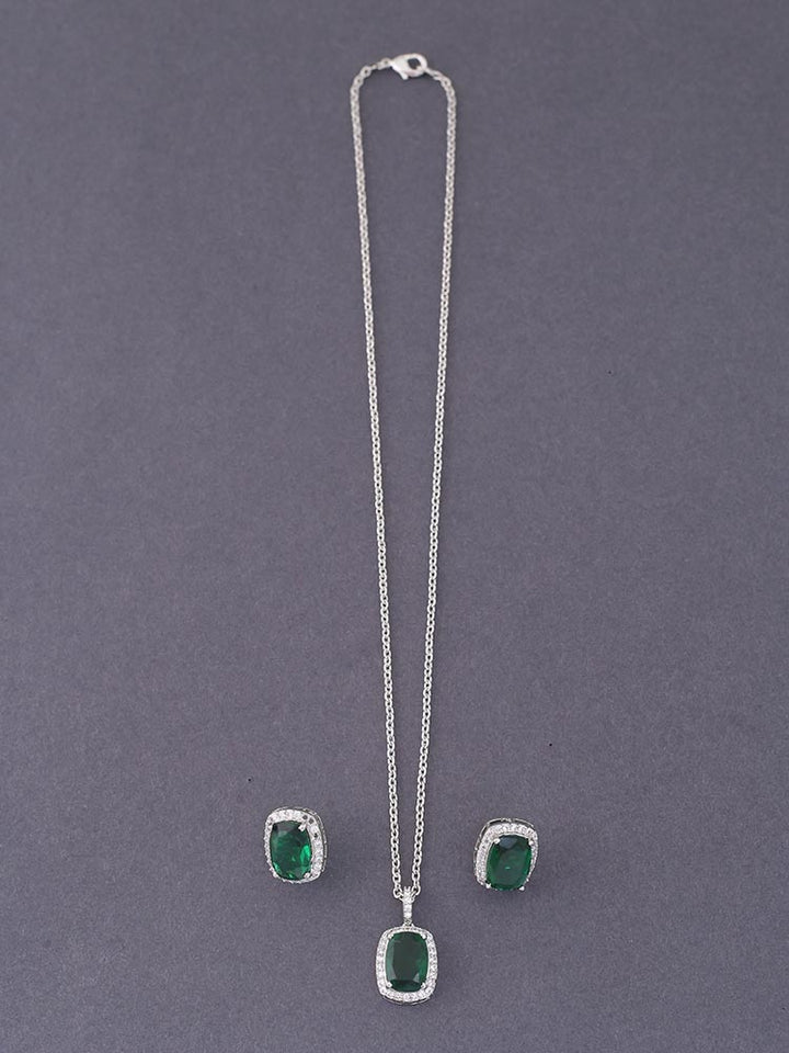 Emerald Meline Pendant Set