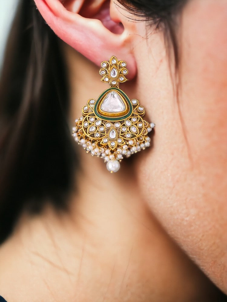 Ivory Nazriya Danglers