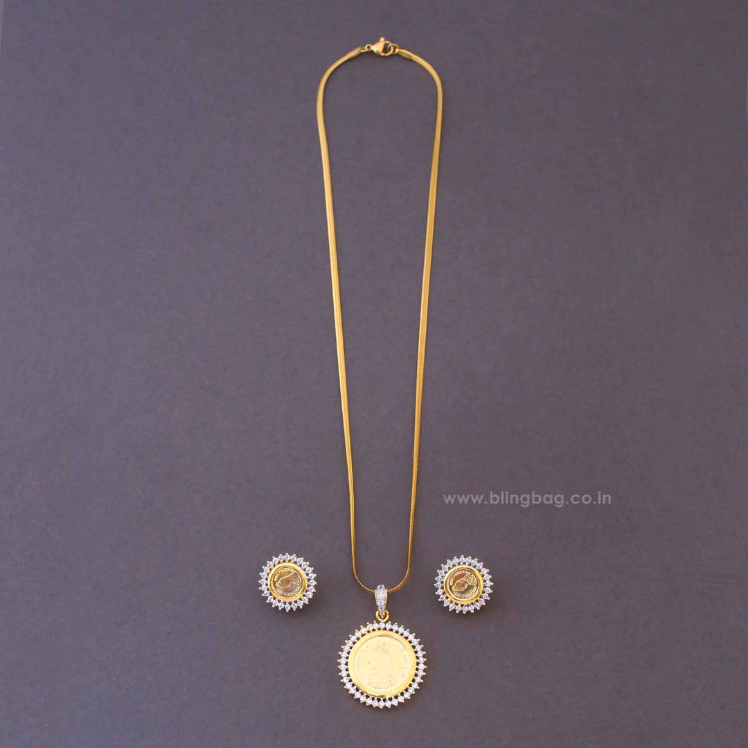 Golden Adoncia Pendant Set