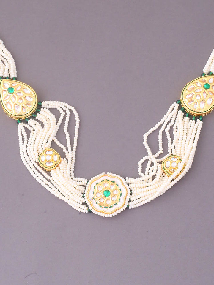 Emerald Sushrita Matha Patti