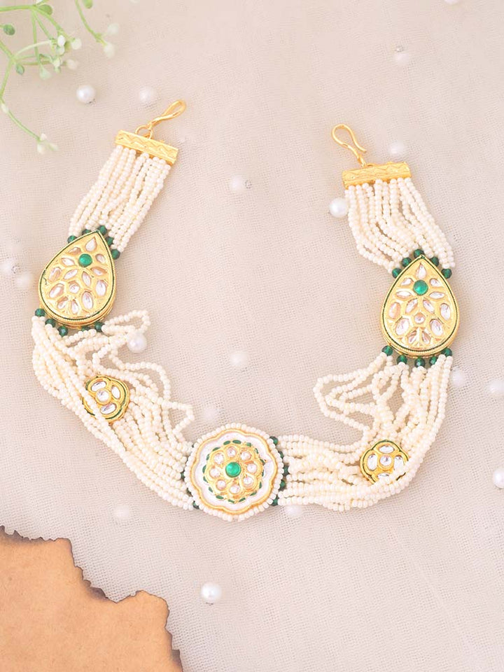 Emerald Sushrita Matha Patti