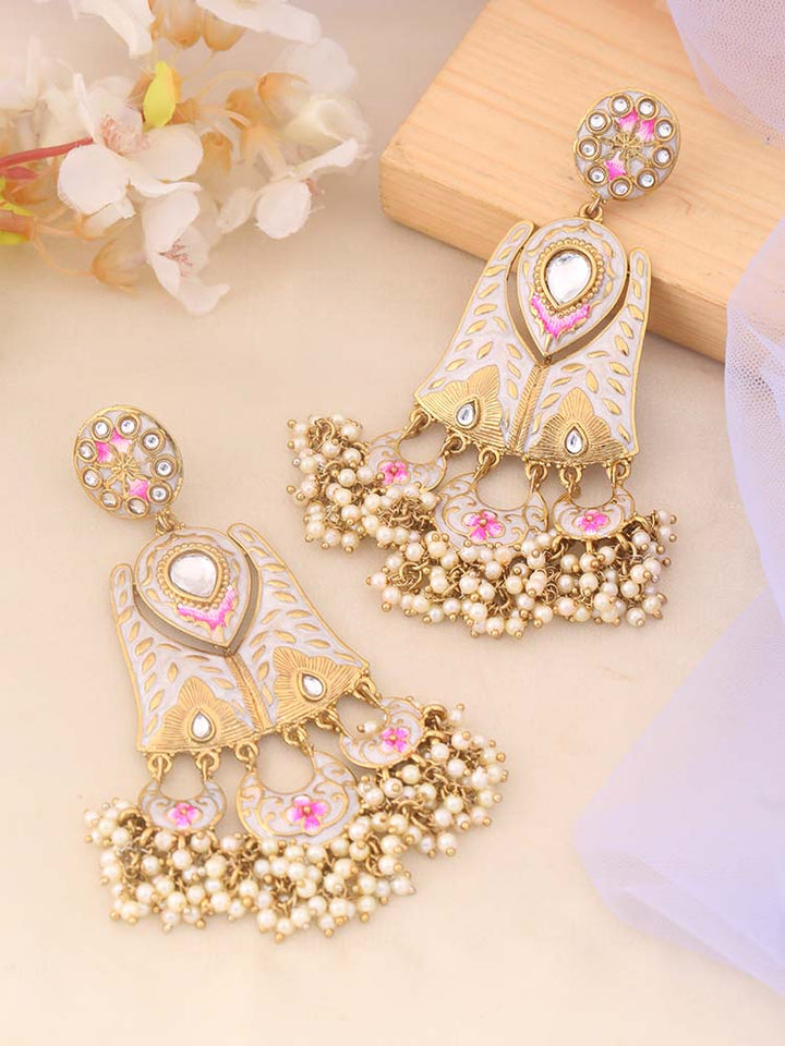 Ivory Toshi Chandbalis