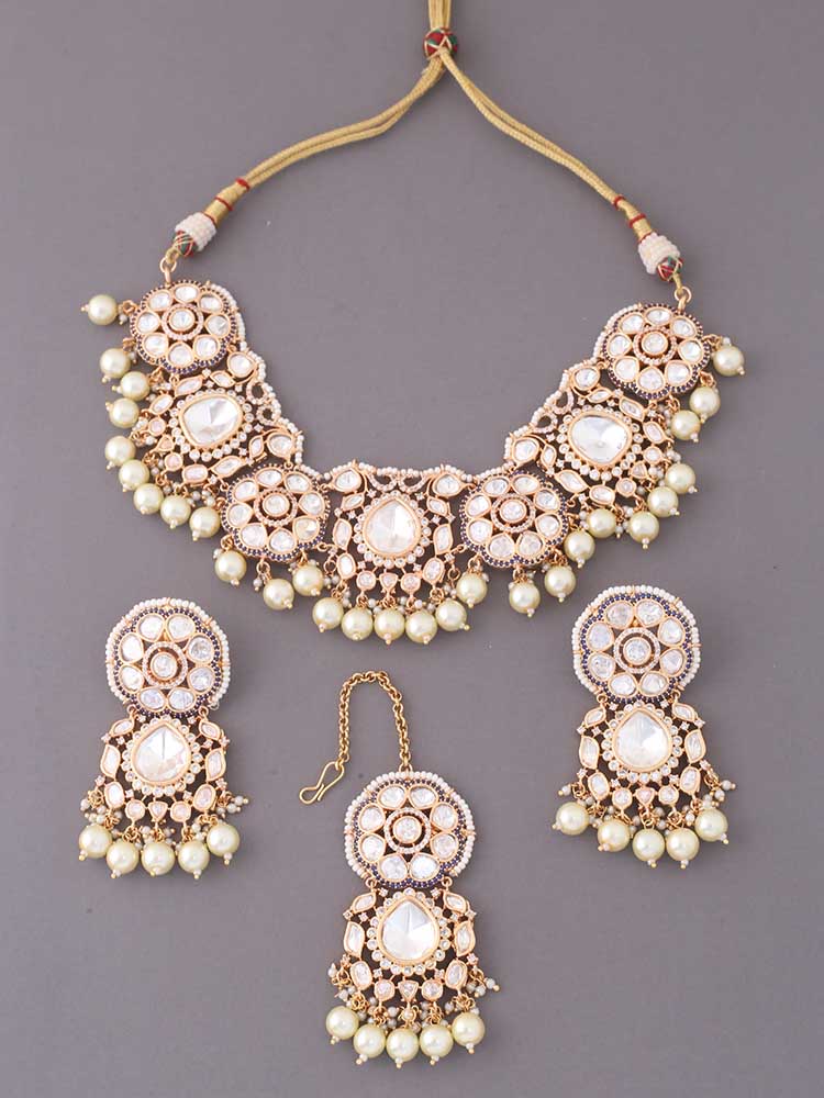 Golden Dhurvita Kundan Jewellery Set