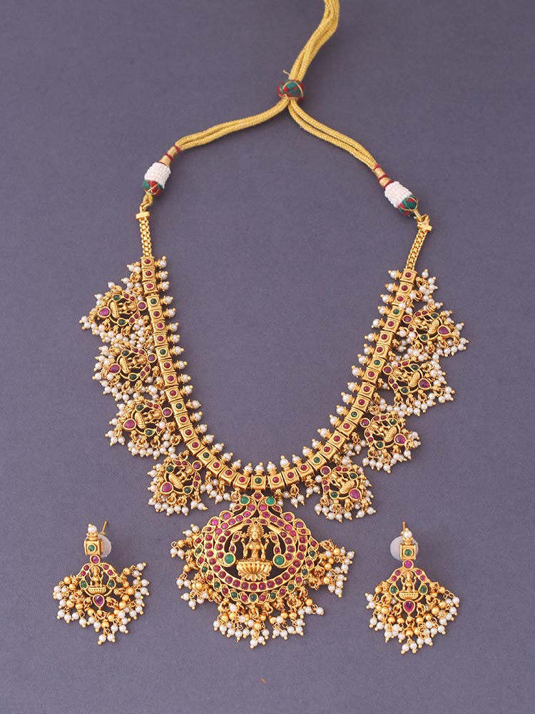Multicolor Vedavati Temple Jewellery Set