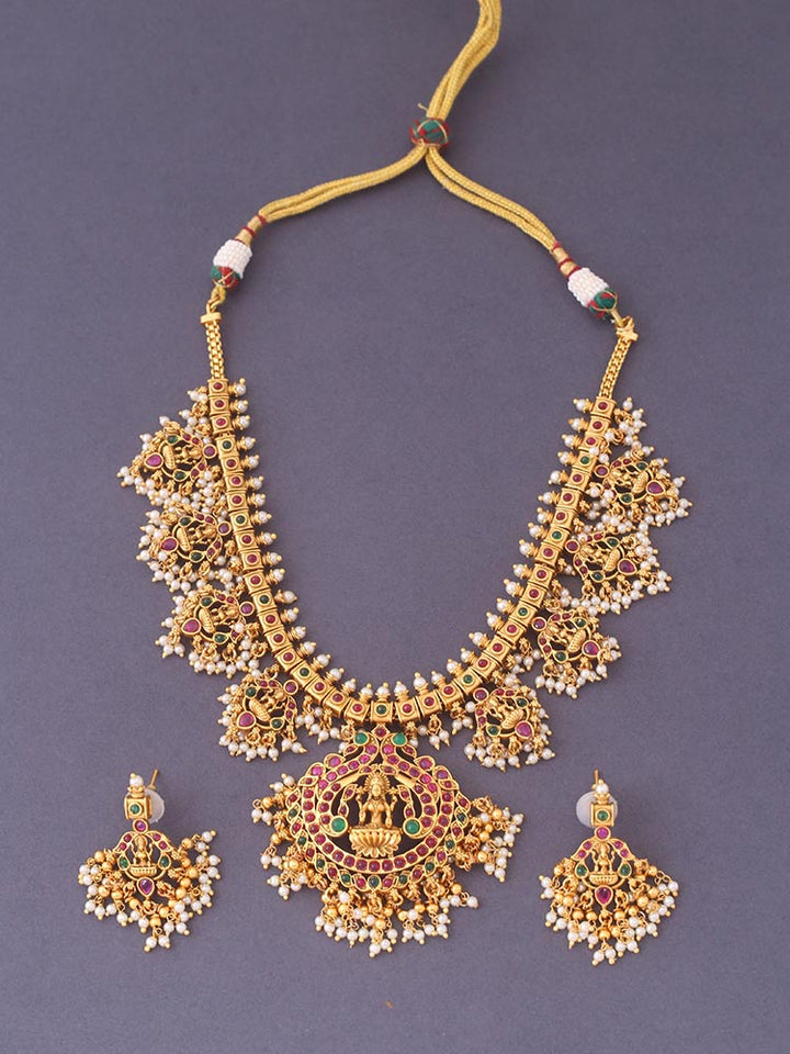 Multicolor Vedavati Temple Jewellery Set