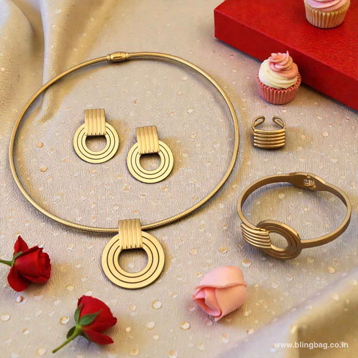 Golden Ariaa Combo Set