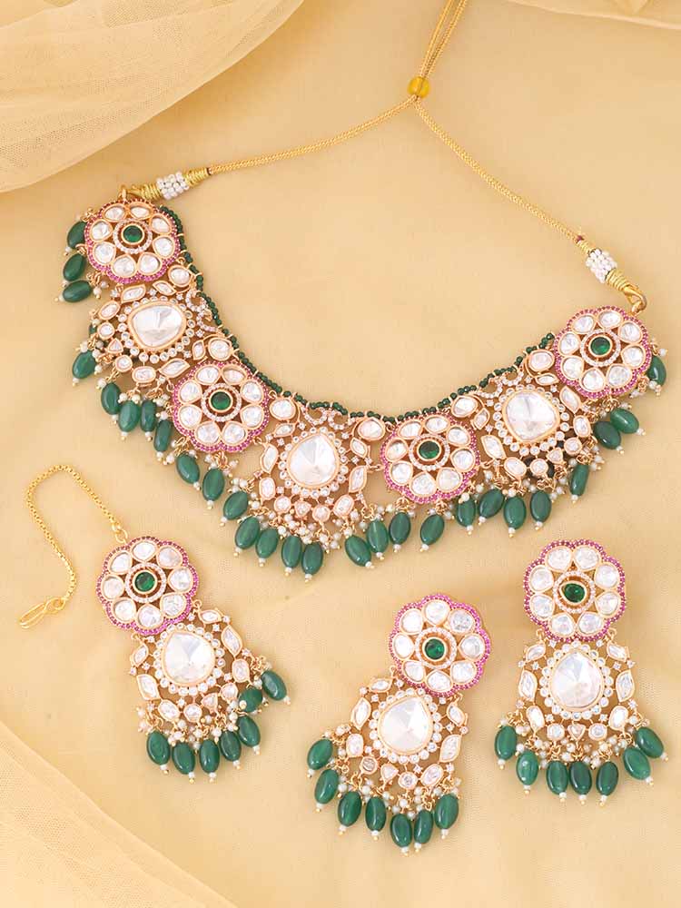 Emerald Dhurvita Kundan Jewellery Set
