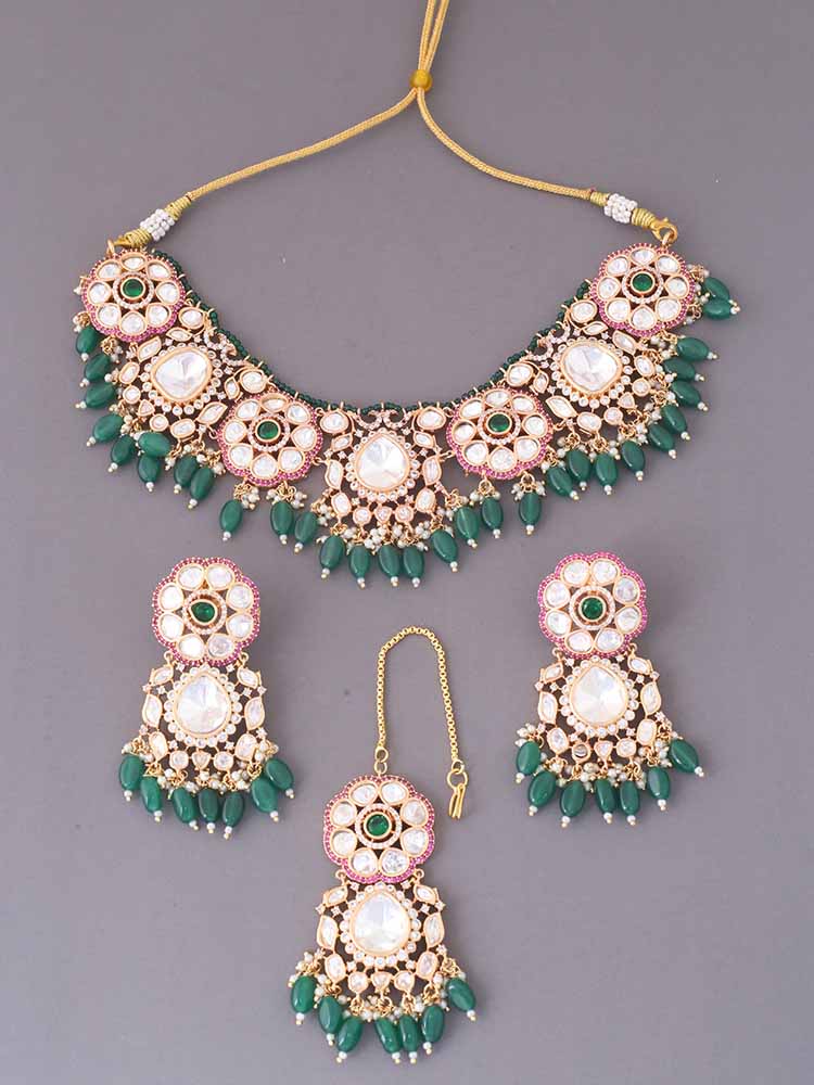 Emerald Dhurvita Kundan Jewellery Set