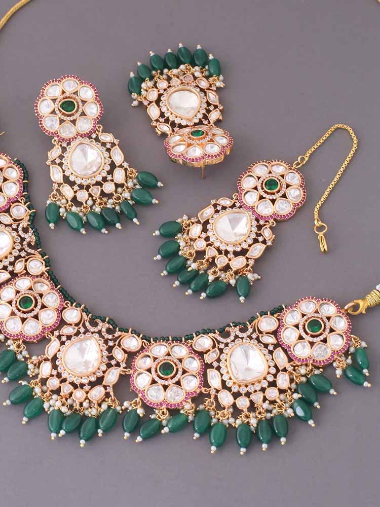 Emerald Dhurvita Kundan Jewellery Set