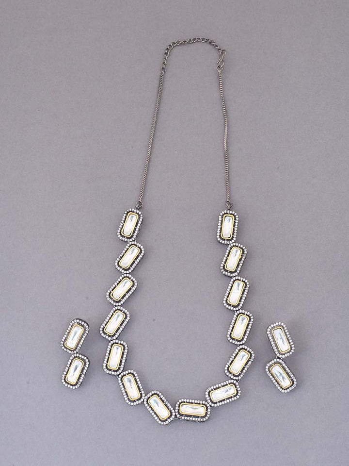 Antique Bronwen Jewellery Set