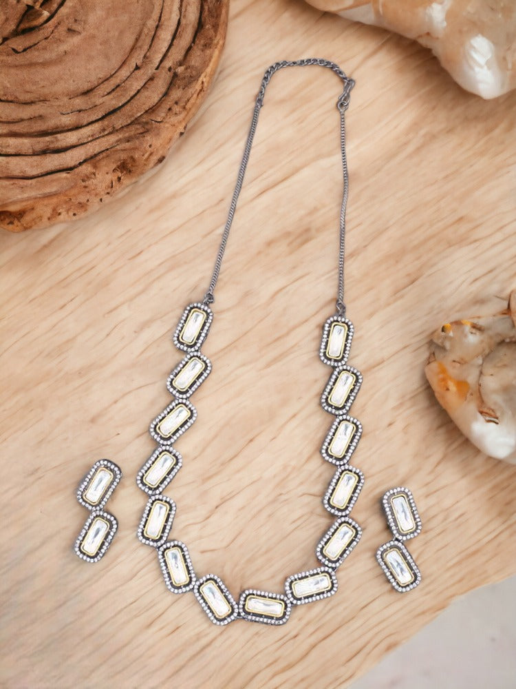 Antique Bronwen Jewellery Set