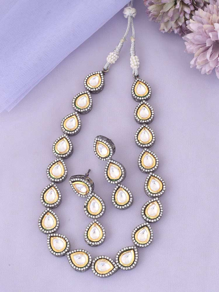 Antique Demi Jewellery Set