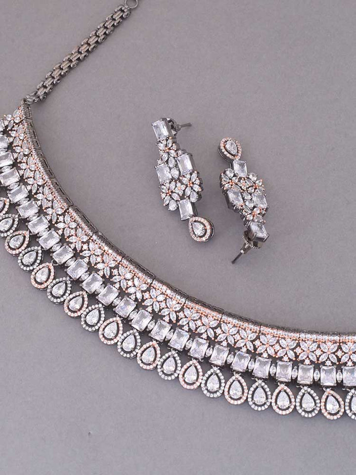 Antique Isabelle Jewellery Set