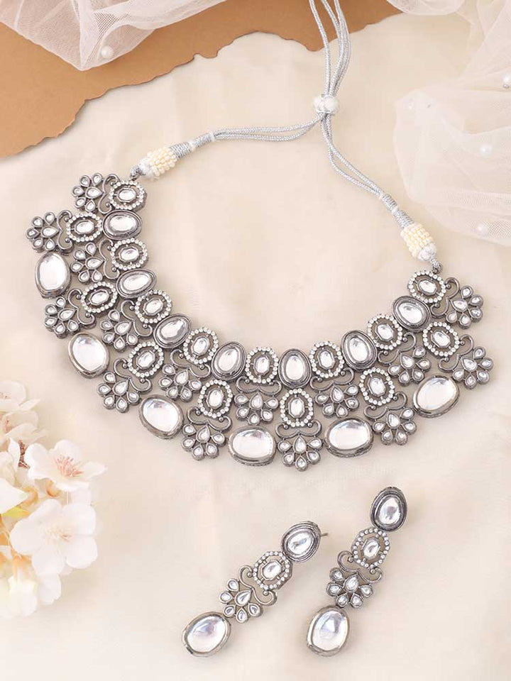 Antique Mirabel Kundan Jewellery Set