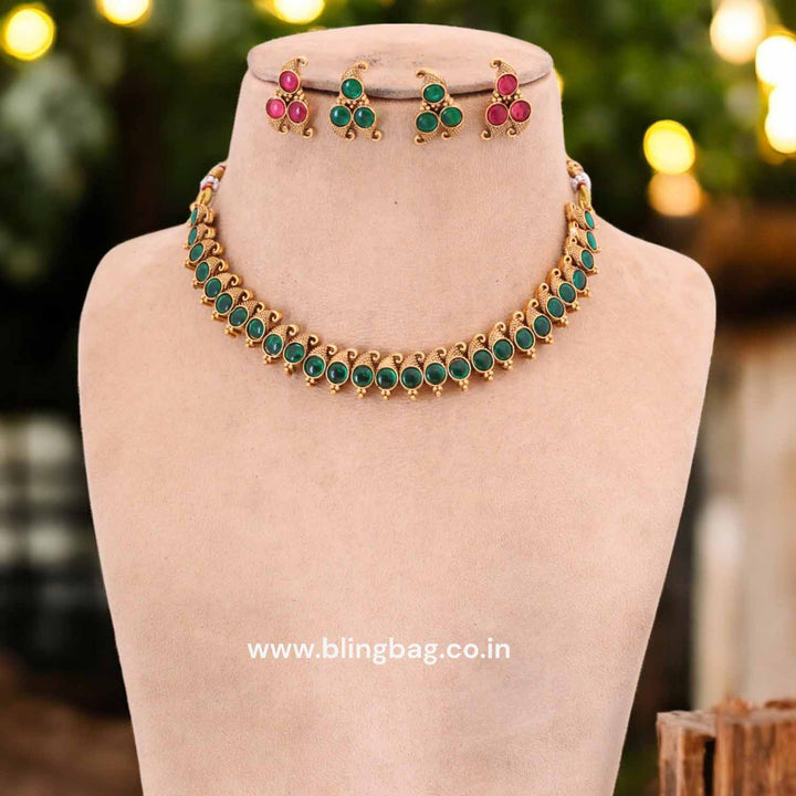 Asthuni Reversible Antique Jewellery Set - New Arrival