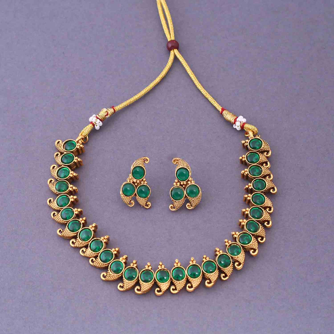 Asthuni Reversible Antique Jewellery Set - New Arrival