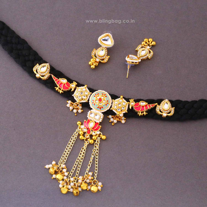 Black Ruhika Kundan Jewellery Set - New Arrival
