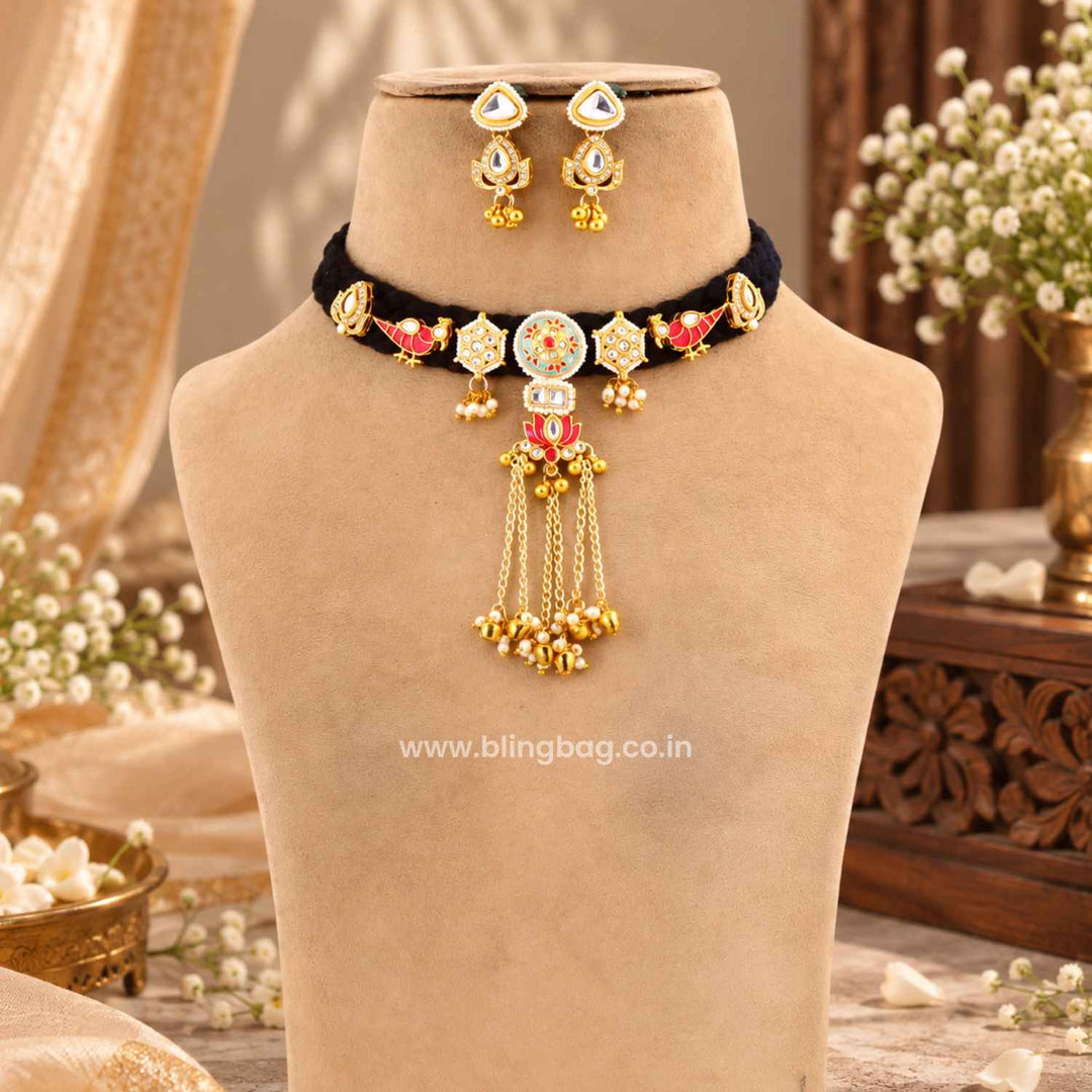 Black Ruhika Kundan Jewellery Set - New Arrival