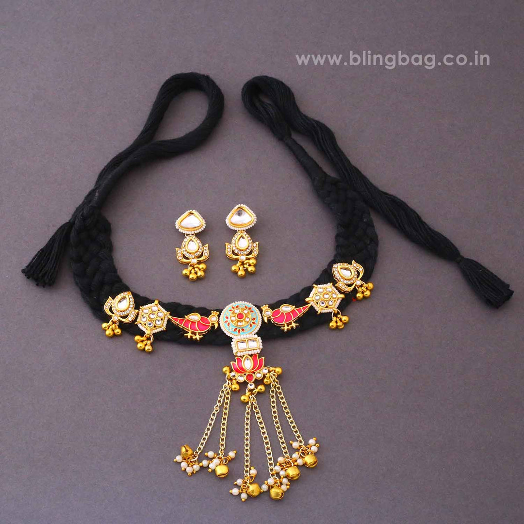 Black Ruhika Kundan Jewellery Set