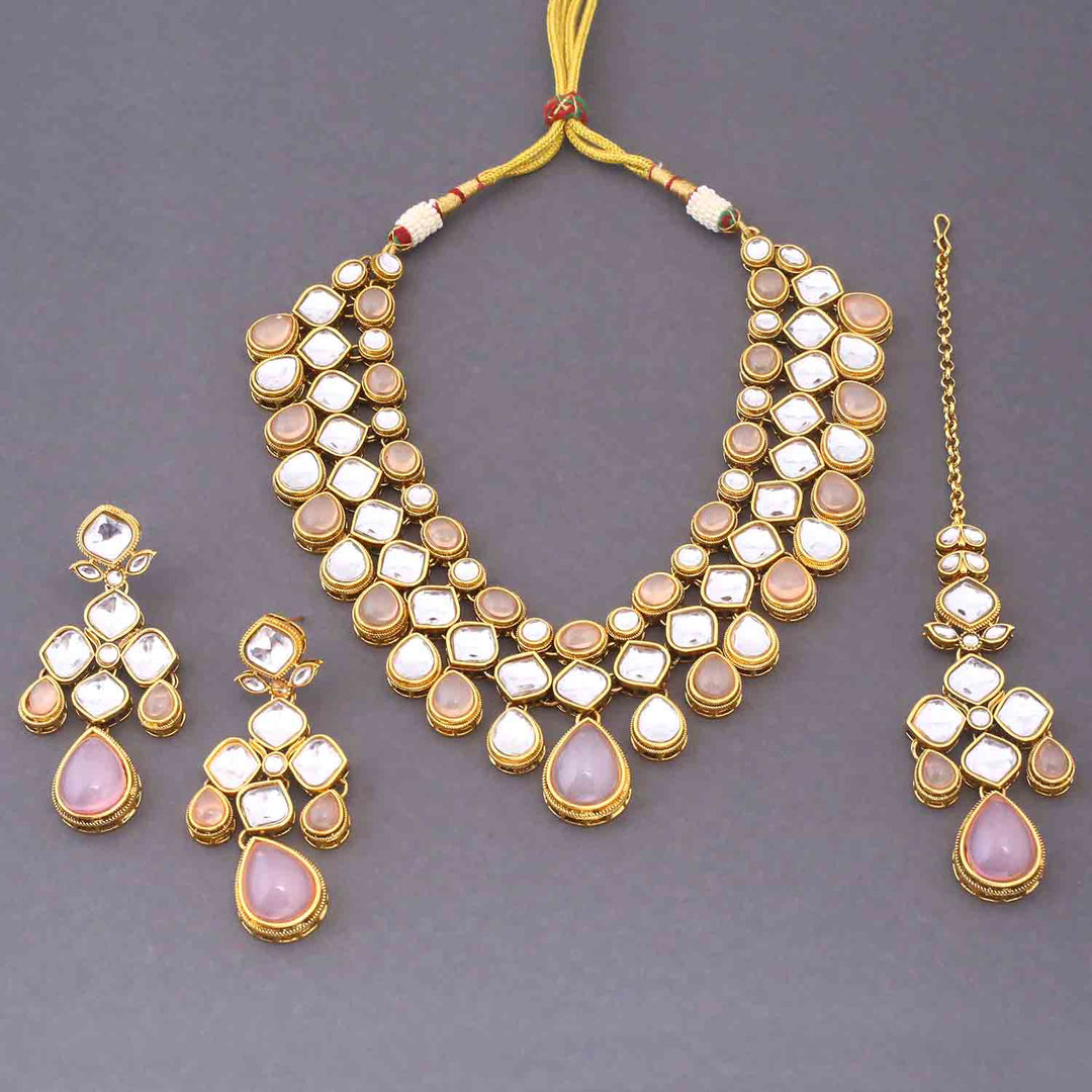 Blush Ahlami Kundan Jewellery Set