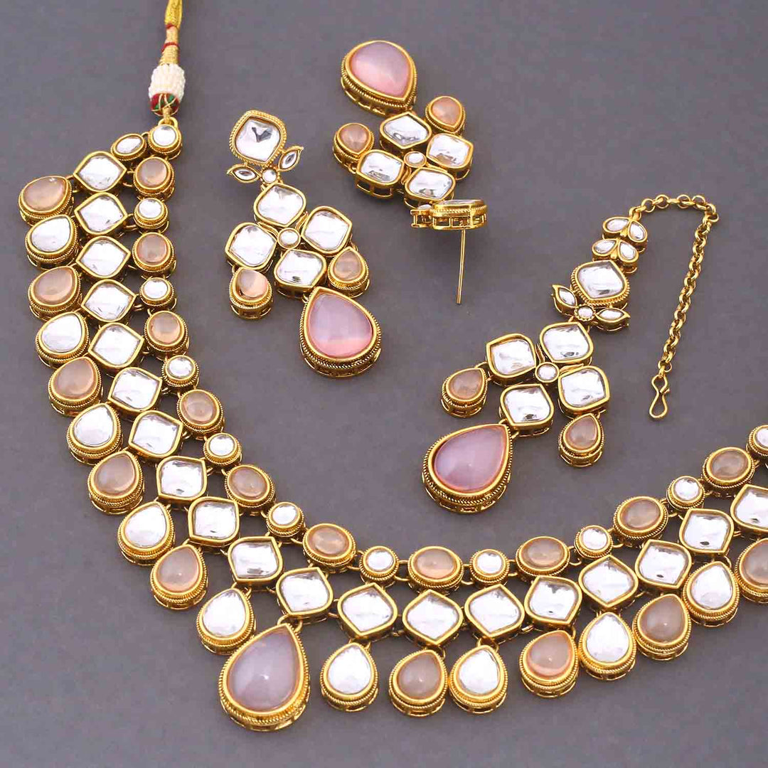 Blush Ahlami Kundan Jewellery Set