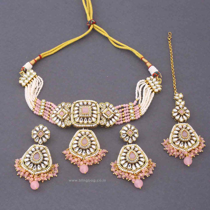 Blush Dakshina Kundan Jewellery Set