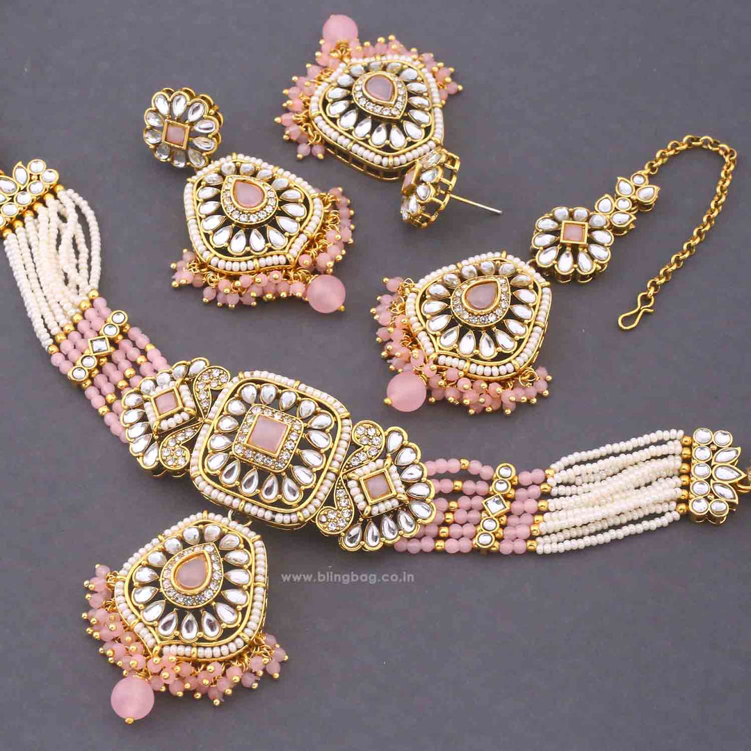 Blush Dakshina Kundan Jewellery Set