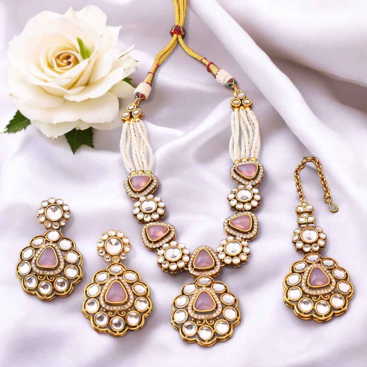 Blush Dhivyashi Kundan Jewellery Set