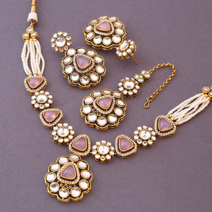 Blush Dhivyashi Kundan Jewellery Set