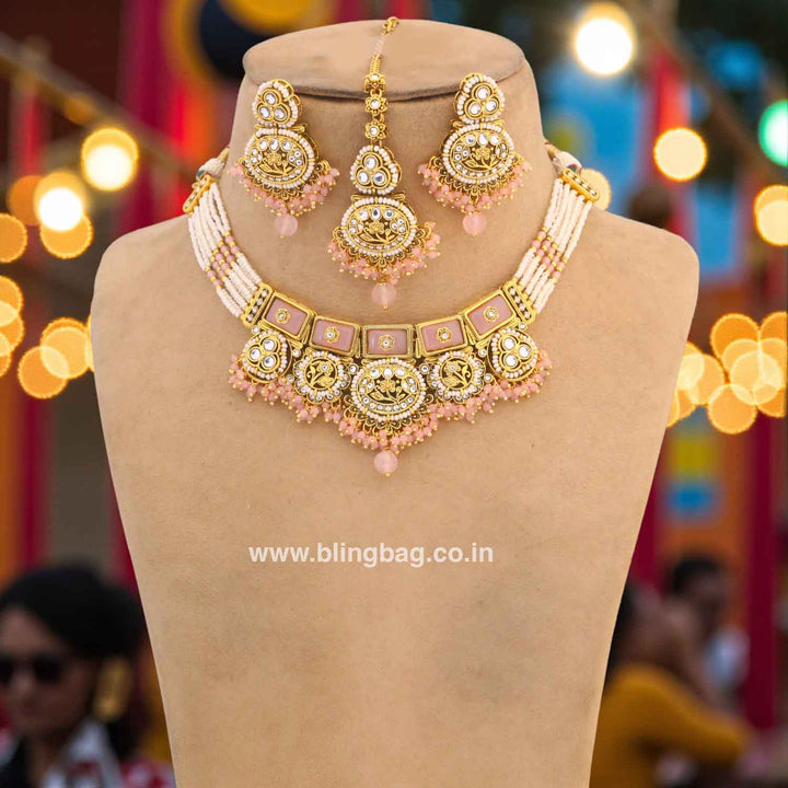 Blush Gyanada Kundan Jewellery Set