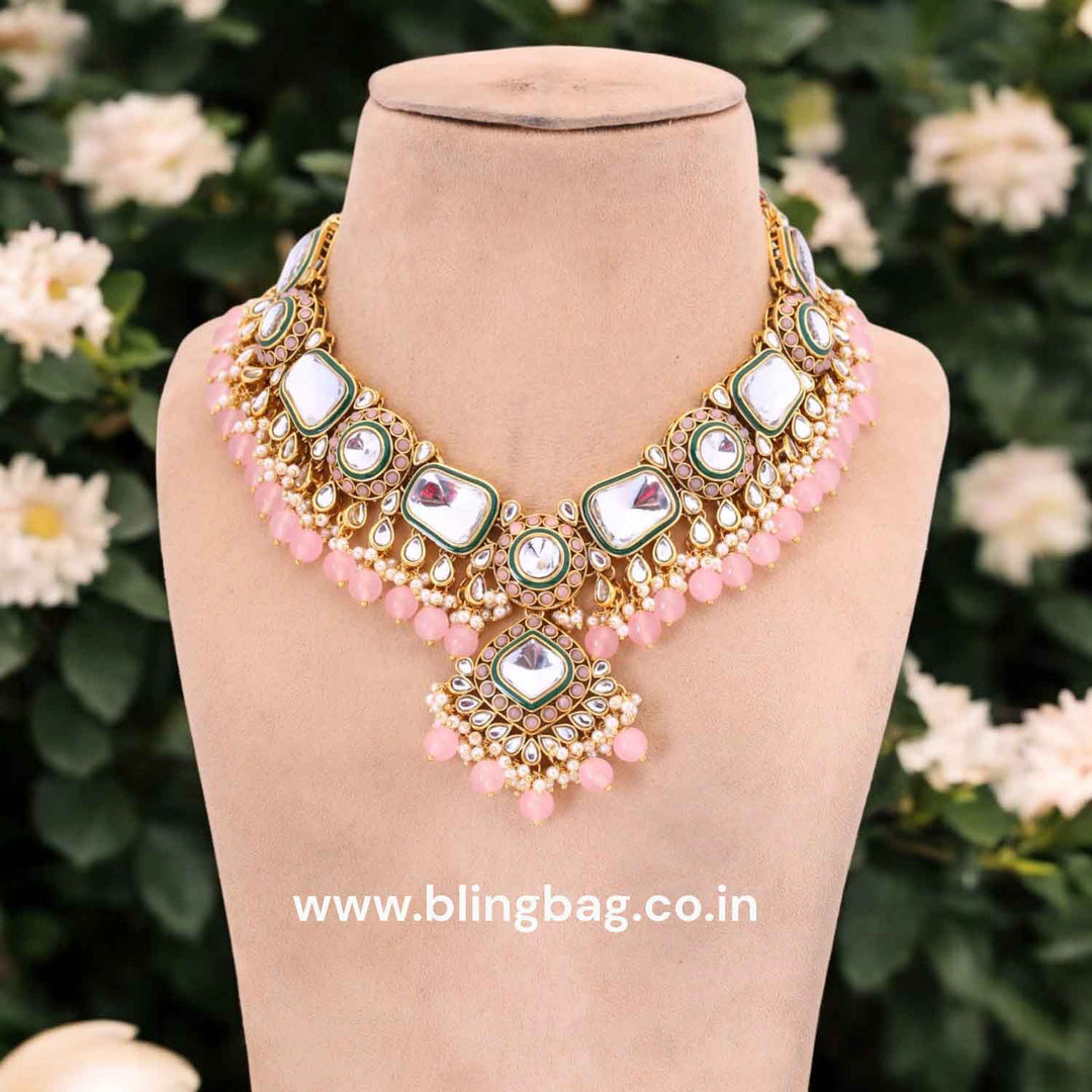 Blush Kunti Kundan Jewellery Set