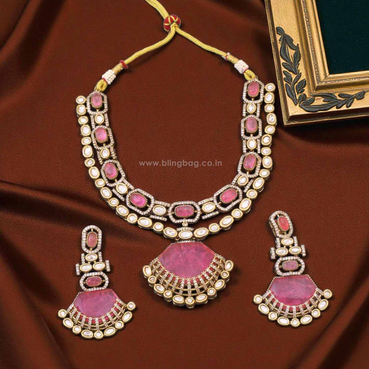 Blush Nolan Victorian Jewellery Set - New Arrival