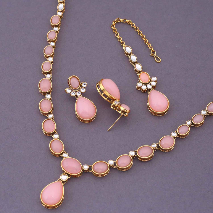 Blush Raniya Kundan Jewellery Set