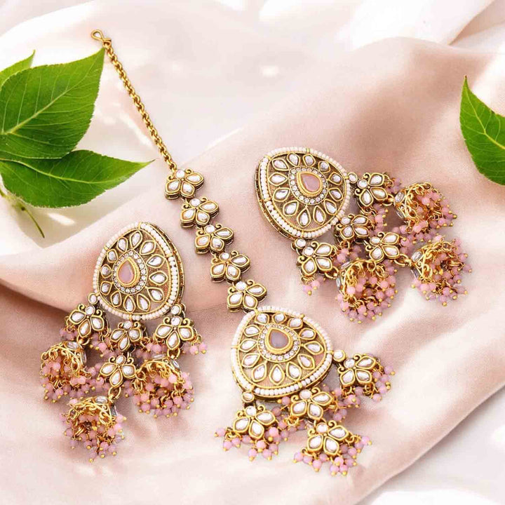 Blush Shatavari Maang Tikka Set