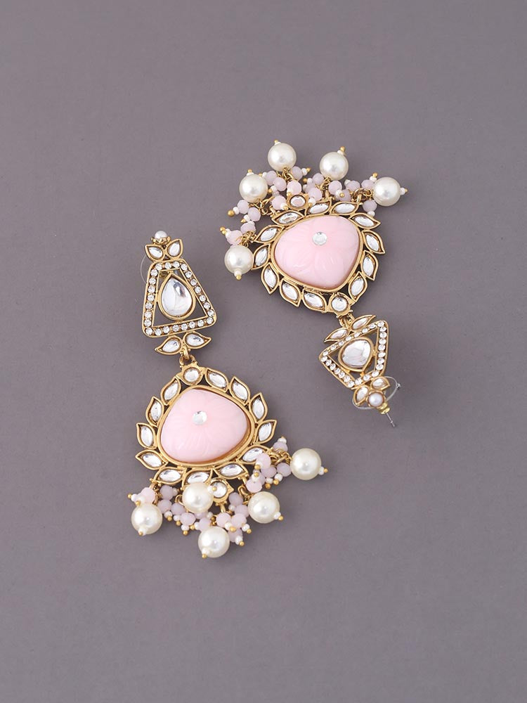 Blush Tapsi Chandbalis