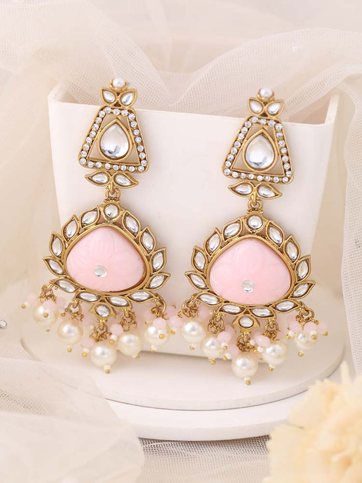 Blush Tapsi Chandbalis