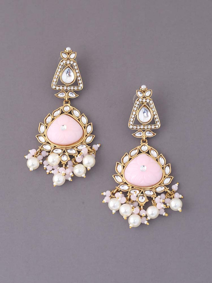 Blush Tapsi Chandbalis