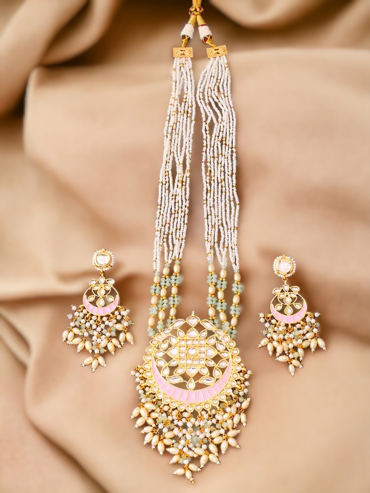 Blush Varnika Jewellery Set