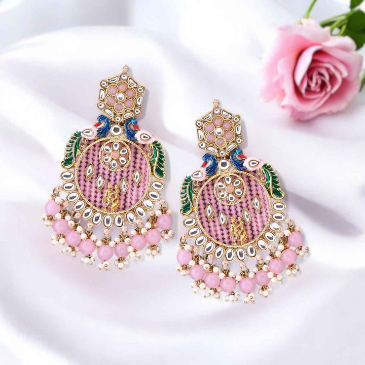 Blush Yasmeen Chandbalis