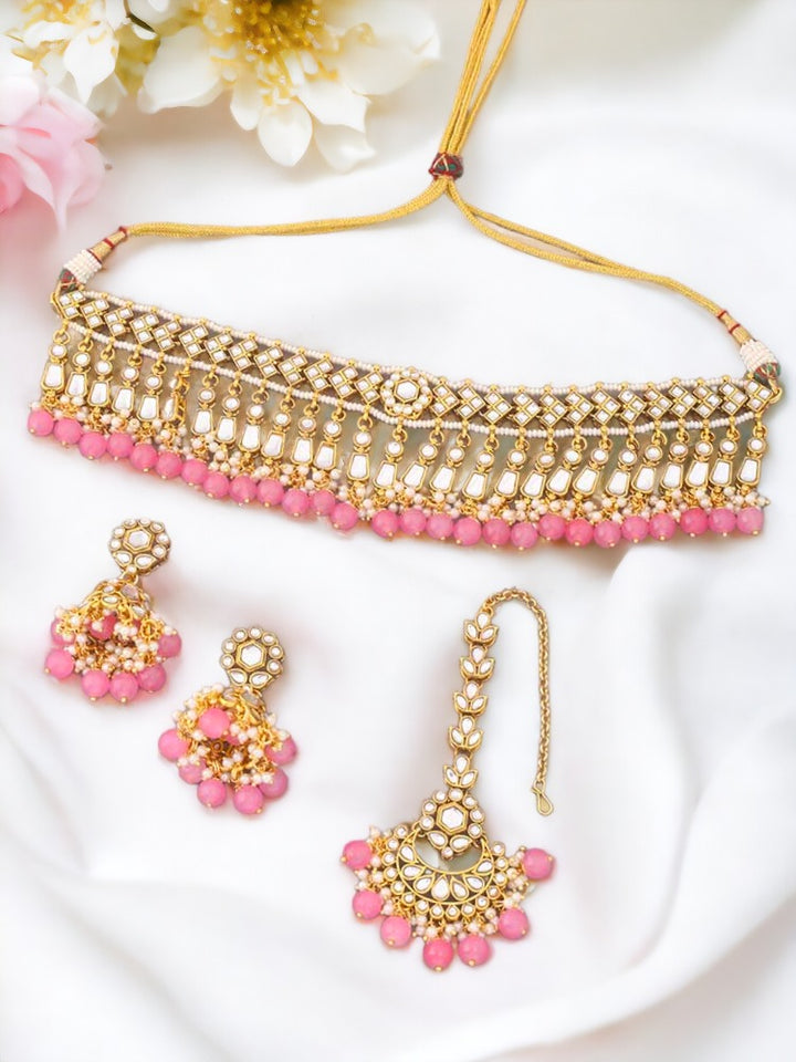 Coral Aanandi Kundan Jewellery Set