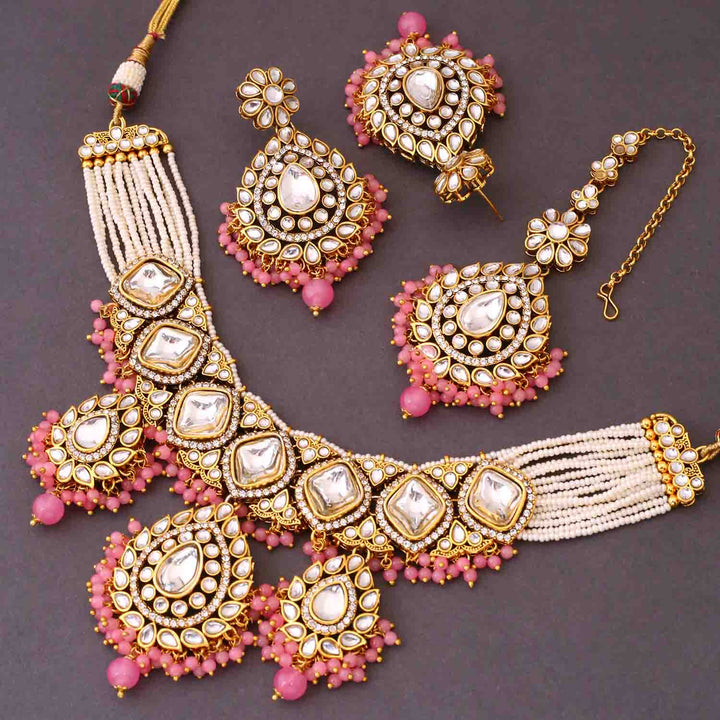 Coral Bhavya Kundan Jewellery Set