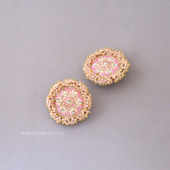 Crepe Nakul Studs - EOSS