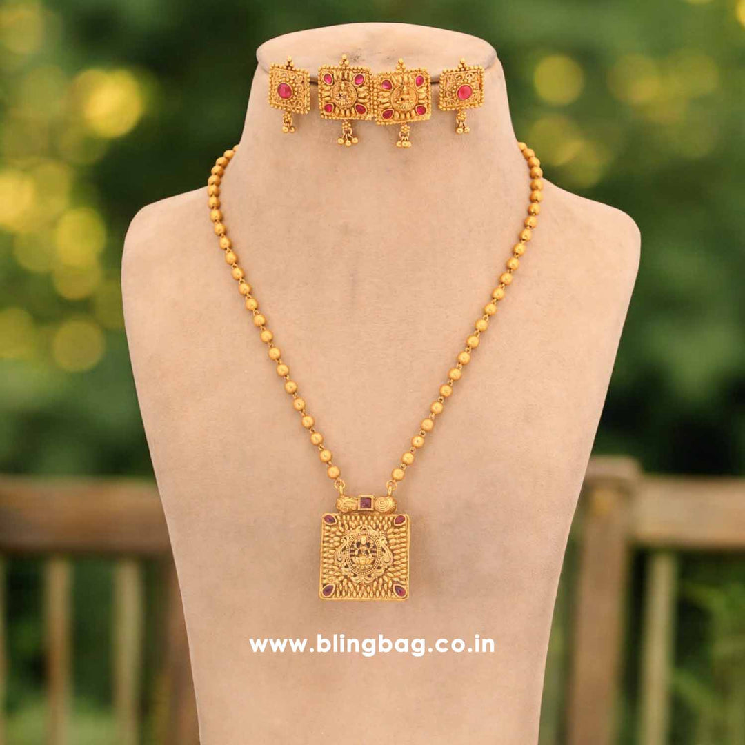 Dhriti Reversible Temple Jewellery Set - New Arrival