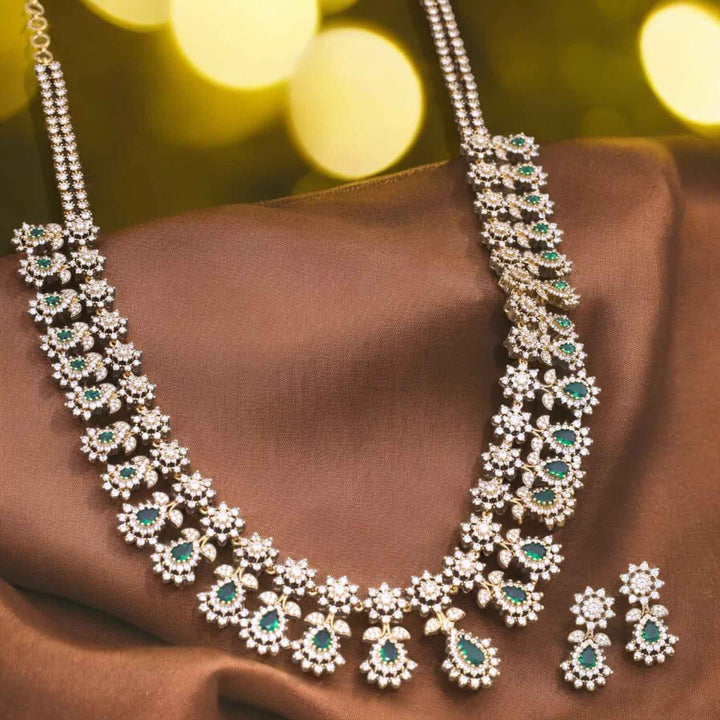 Emerald Arlina Victorian Jewellery Set - New Arrival