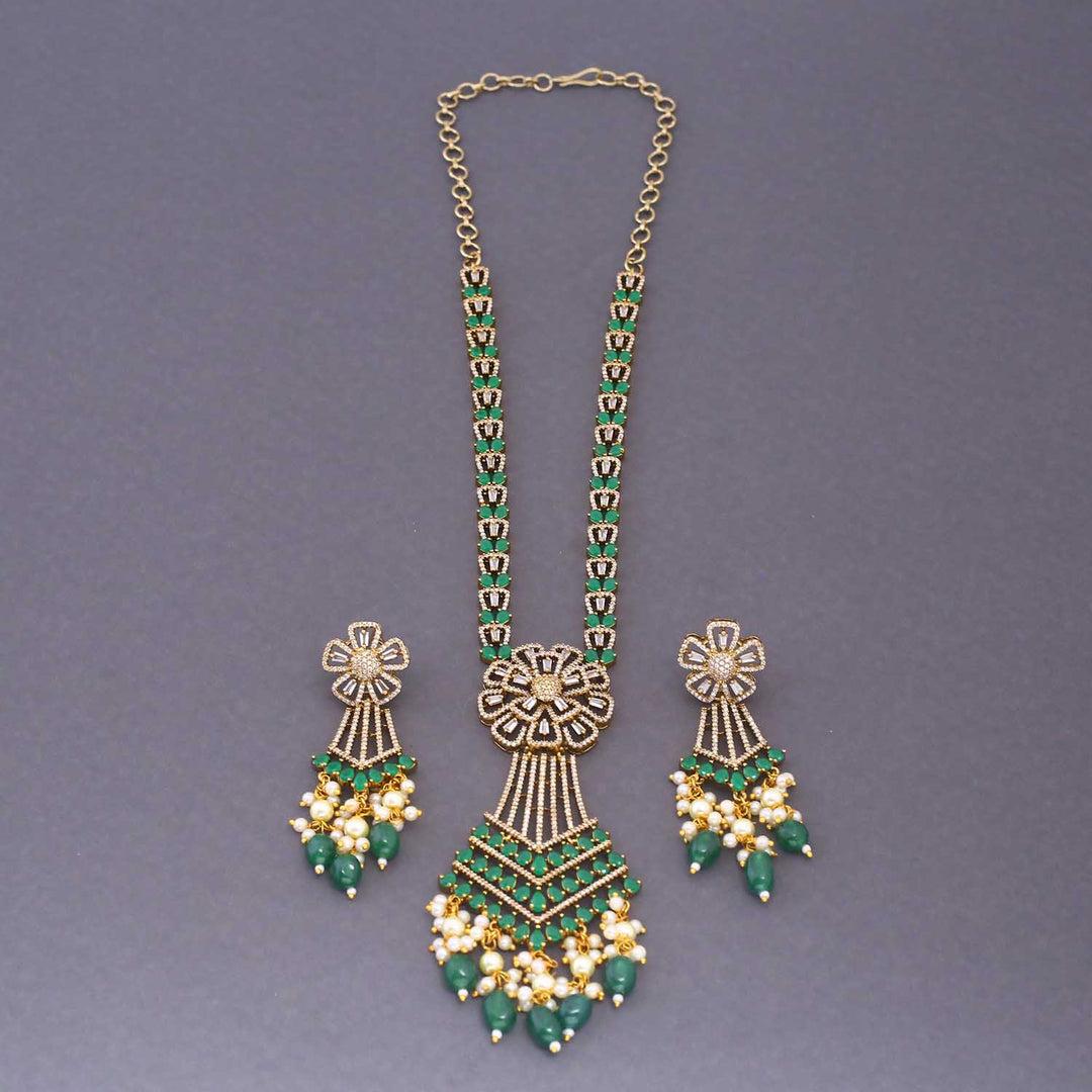 Emerald Luccy Victorian Jewellery Set - New Arrival