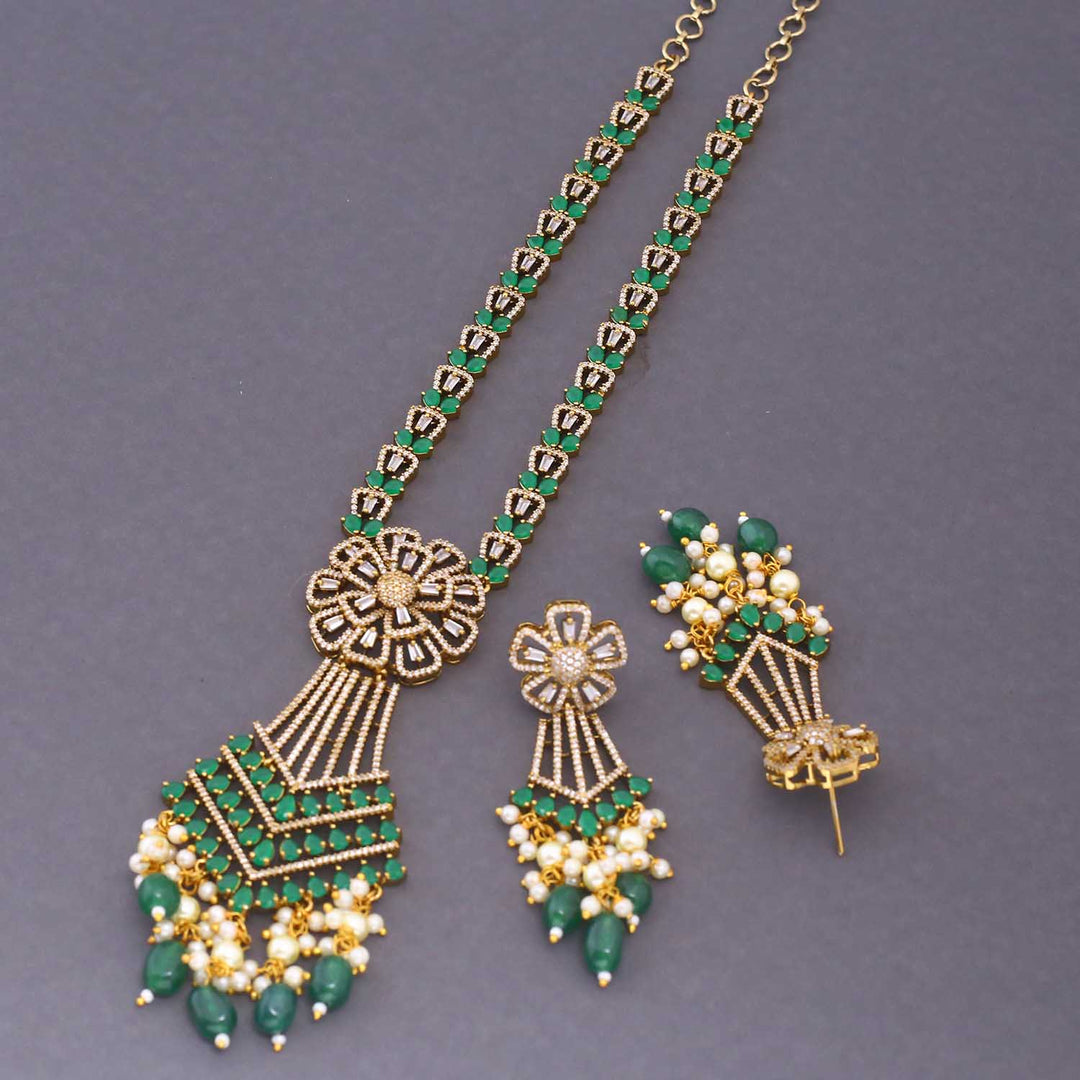Emerald Luccy Victorian Jewellery Set - New Arrival