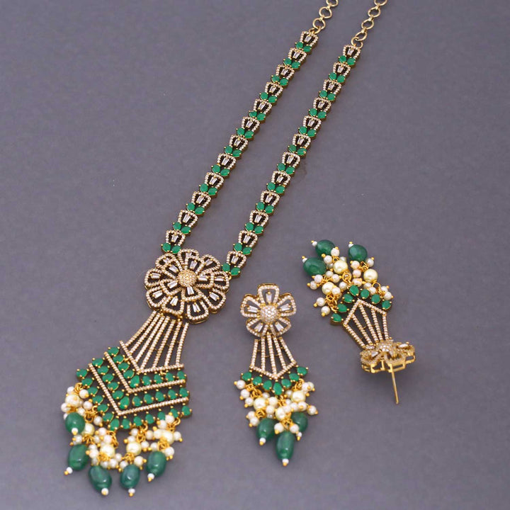 Emerald Luccy Victorian Jewellery Set - New Arrival